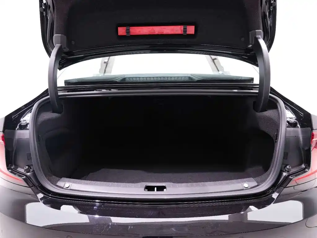 Volvo S90 2023 — фото 12