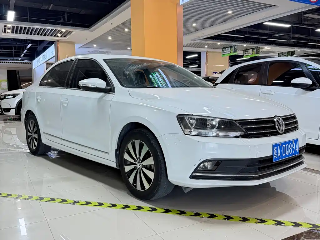 Volkswagen Sagitar 2018 — фото 3
