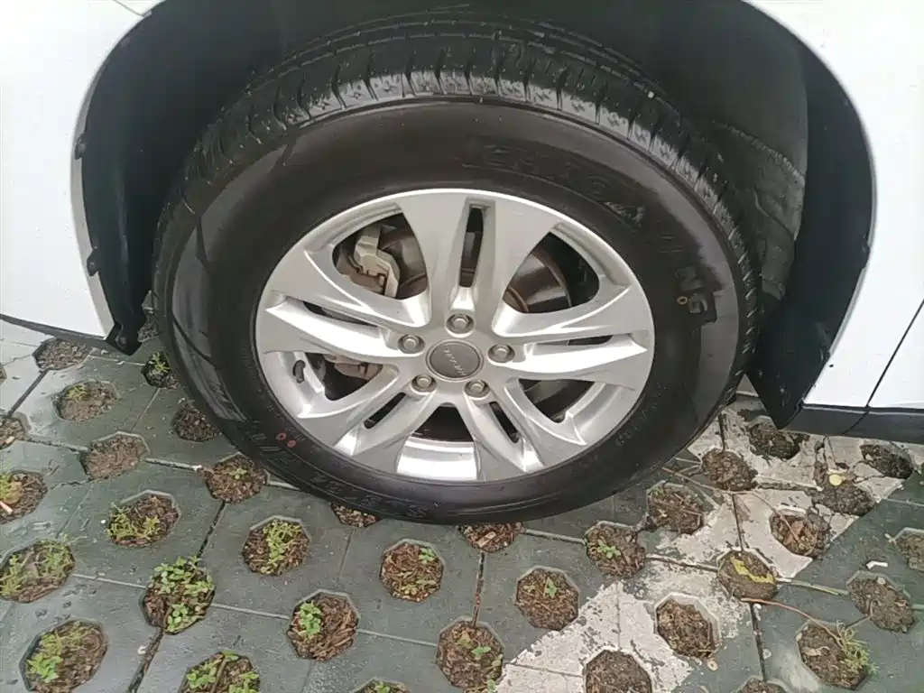 Haval M6 2019 — фото 23