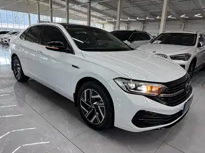 Volkswagen Sagitar 2022