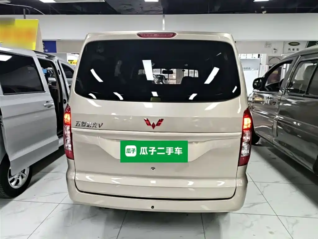 Wuling Hongguang V 2021 — фото 6