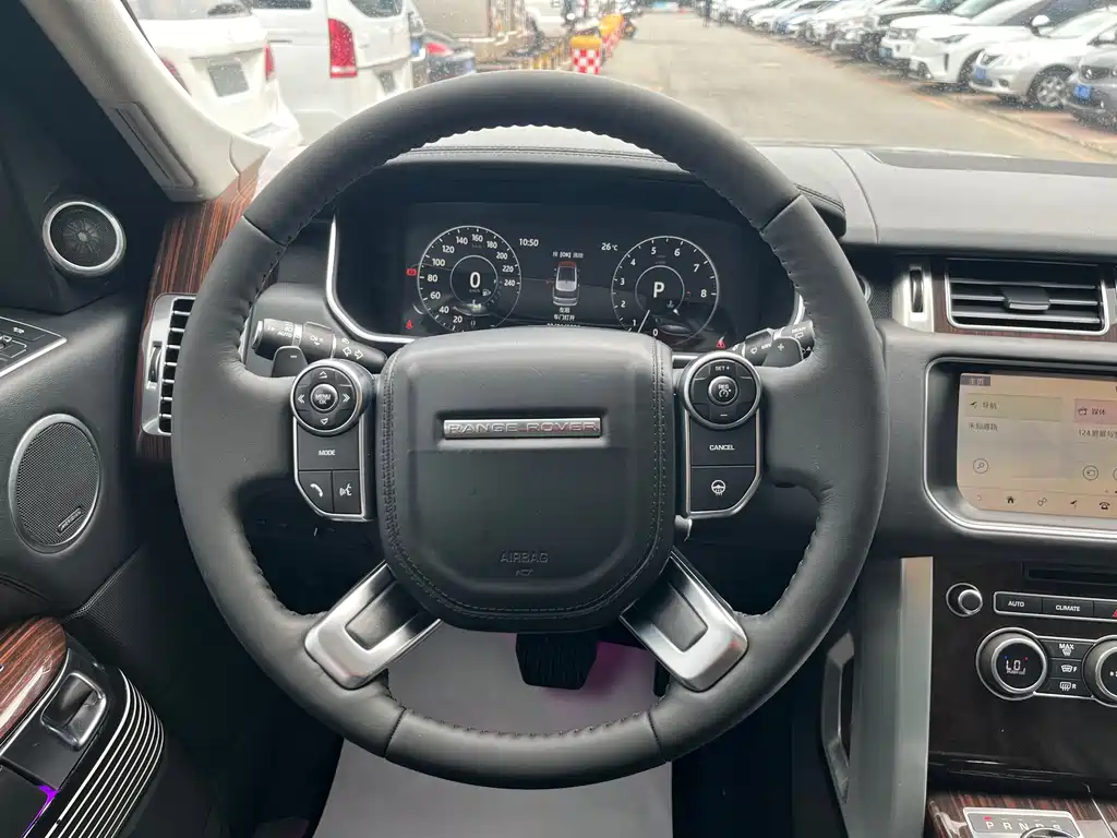 Land Rover Range Rover 2018 — фото 21