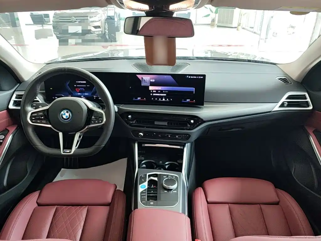 BMW i3 2025 — фото 10