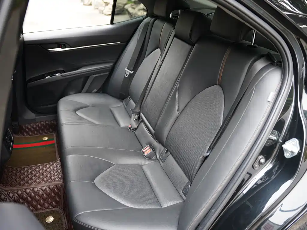 Toyota Camry 2021 — фото 21