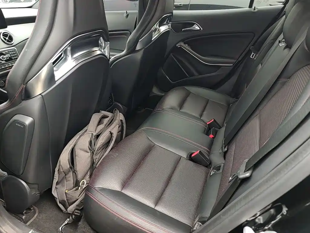 Mercedes-Benz GLA AMG 2015 — фото 13