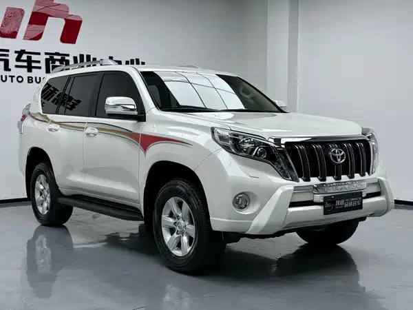 Toyota Prado 2015