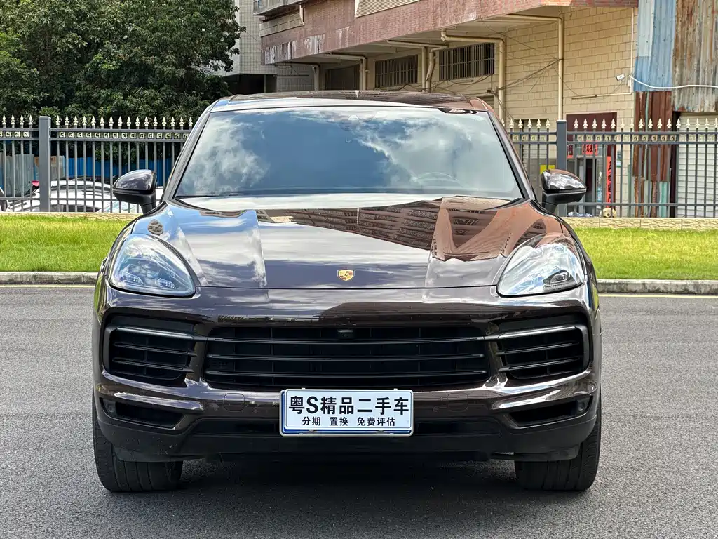 Porsche Cayenne 2022 — фото 2