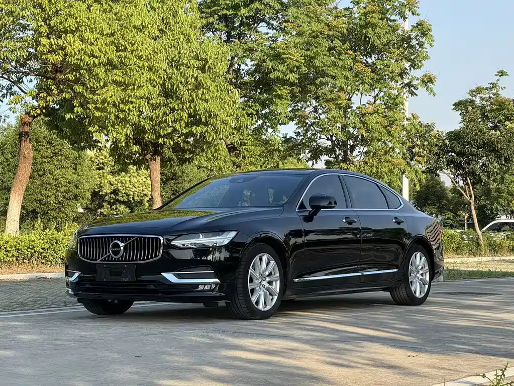 Volvo S90 2019