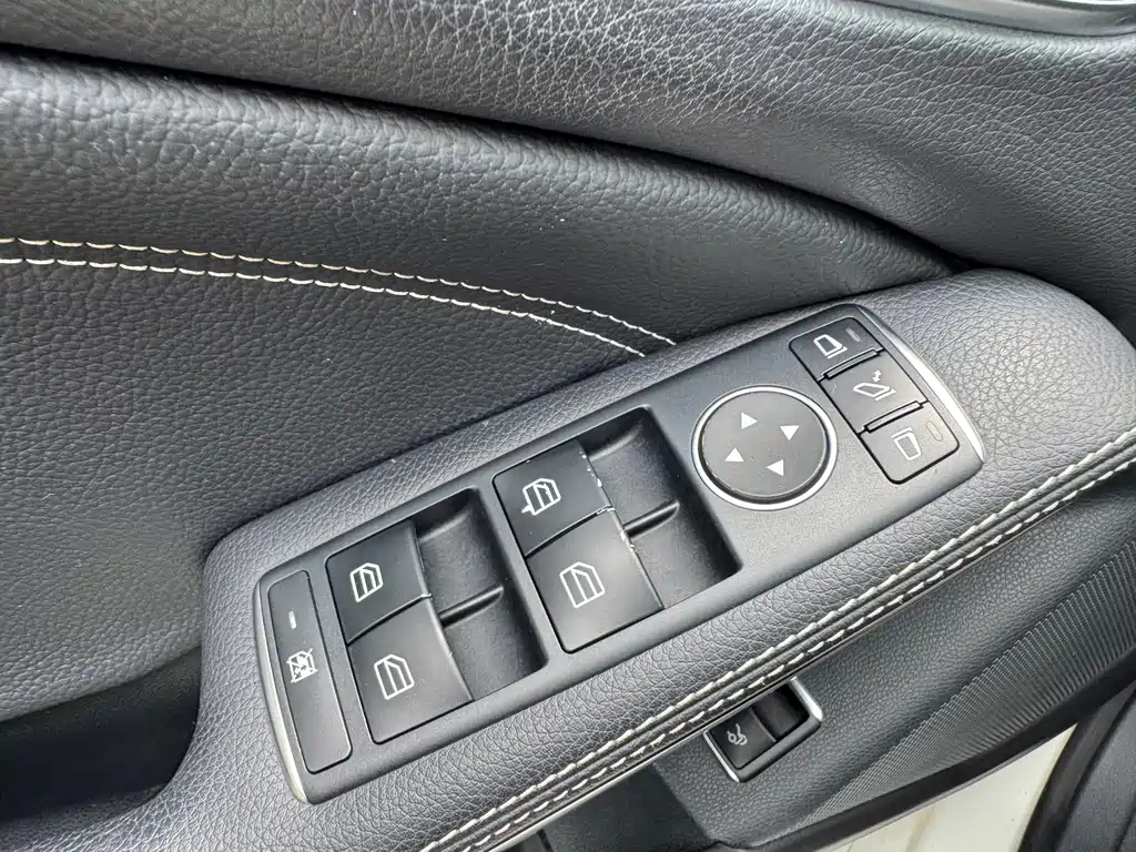Mercedes-Benz CLA 2017 — фото 20