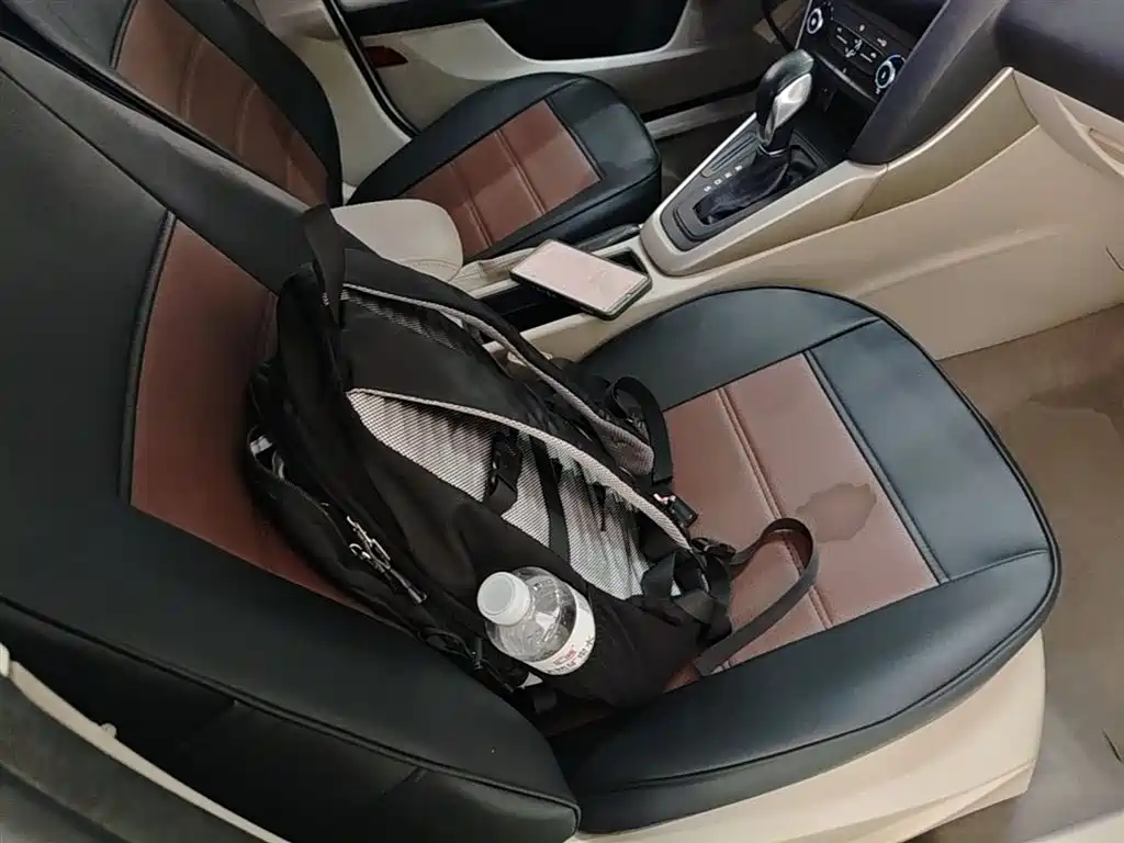 Ford Focus 2015 — фото 25