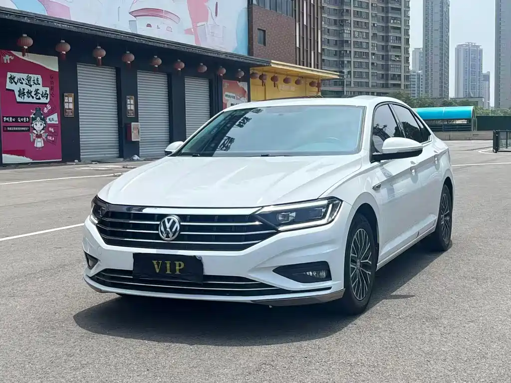 Volkswagen Sagitar 2020