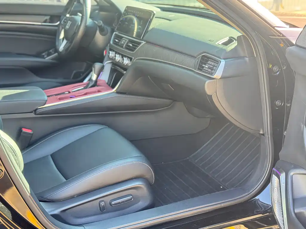 Honda Accord 2023