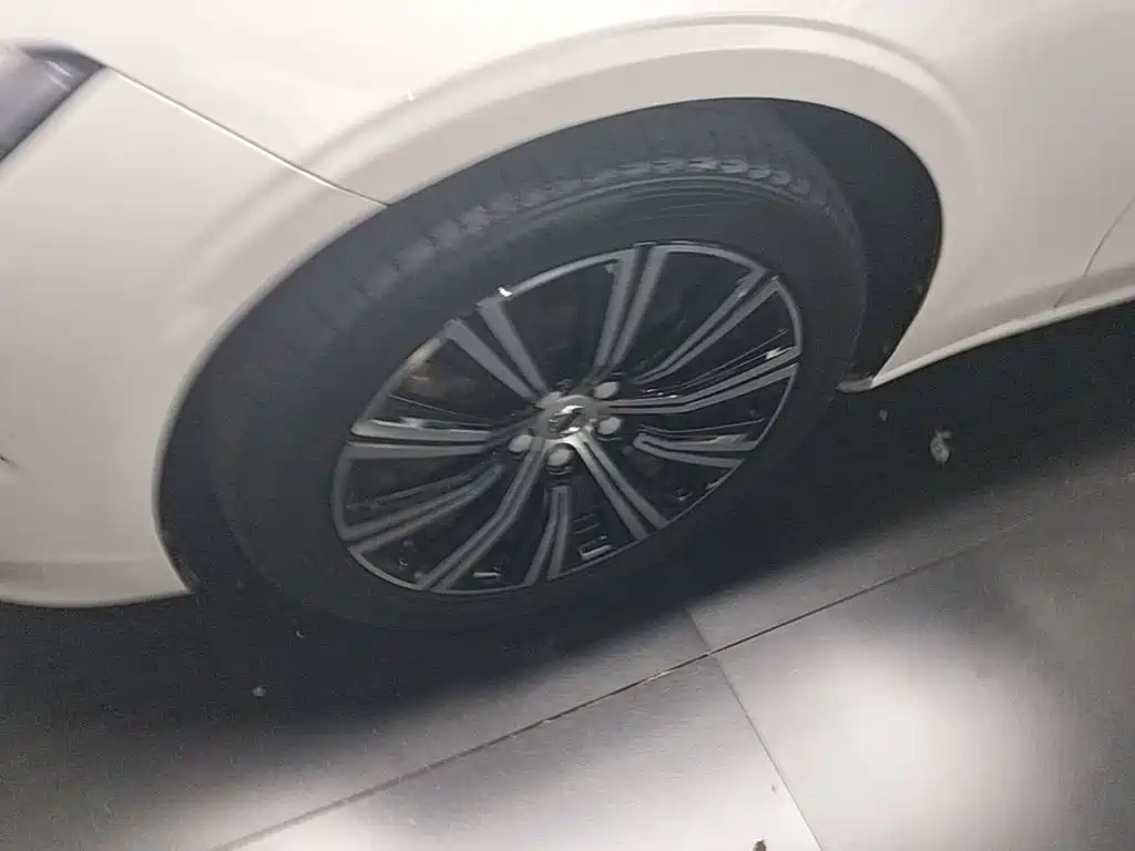 Volvo S90 2018 — фото 23