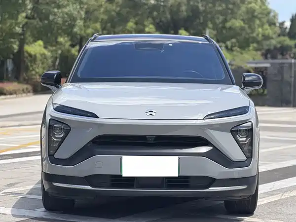NIO ES6 2020