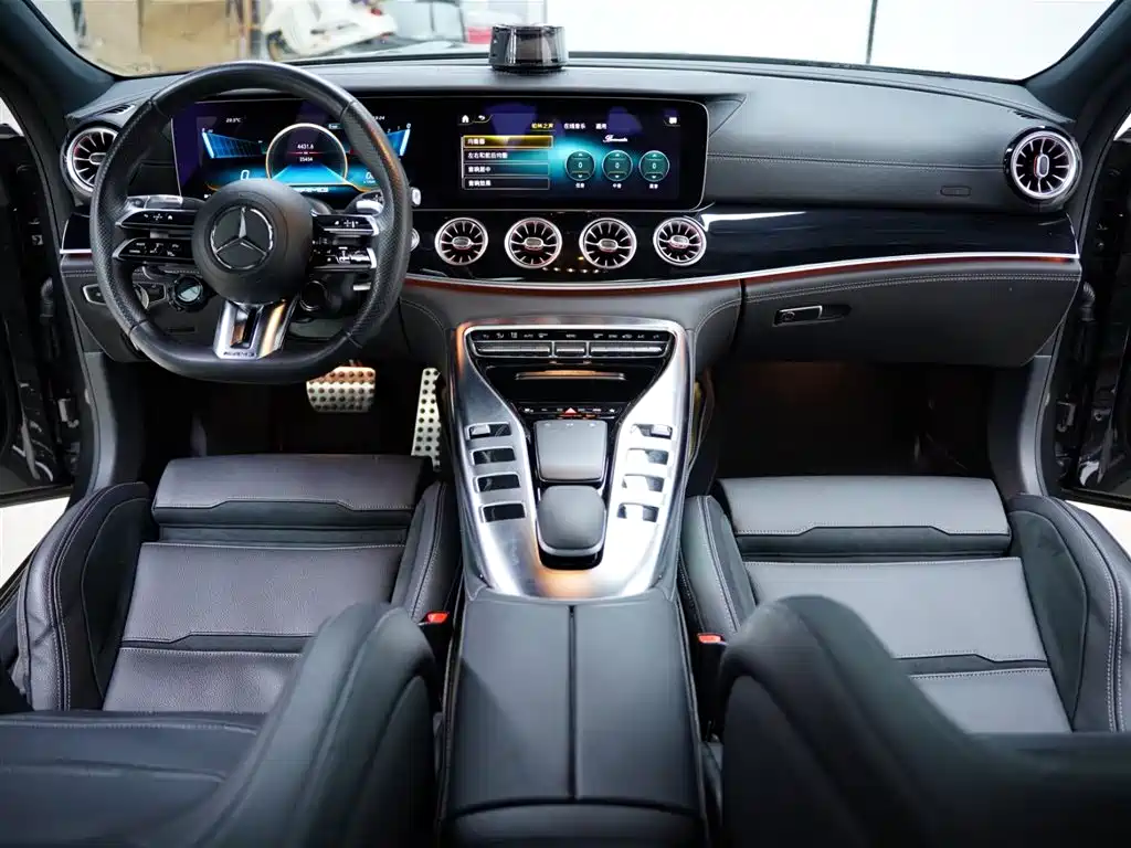 Mercedes-Benz AMG GT 2023 — фото 35