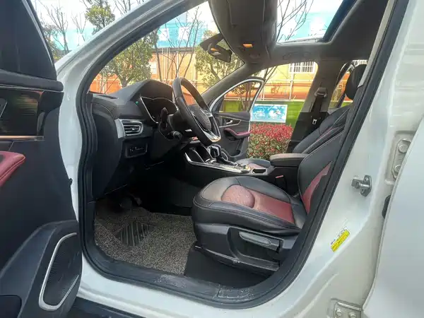 Bestune T33 2019