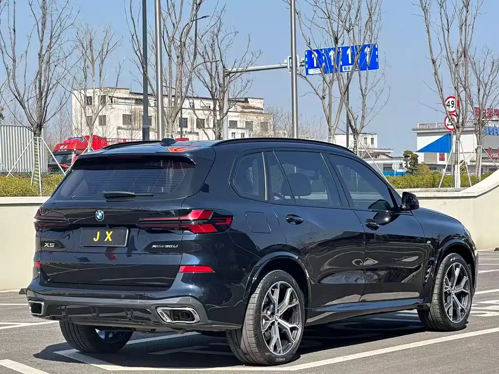BMW X5 2024 — фото 10