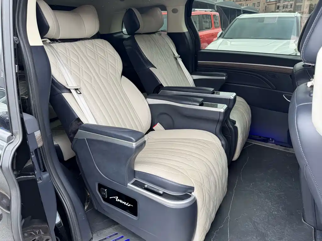 GAC Motor Trumpchi M8 2022 — фото 12