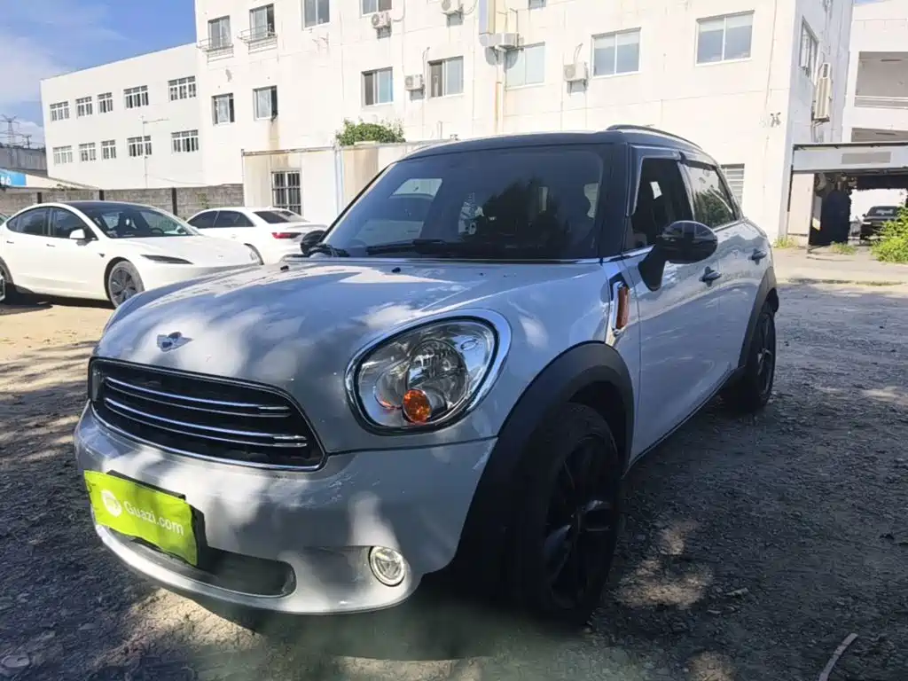 MINI Countryman 2016