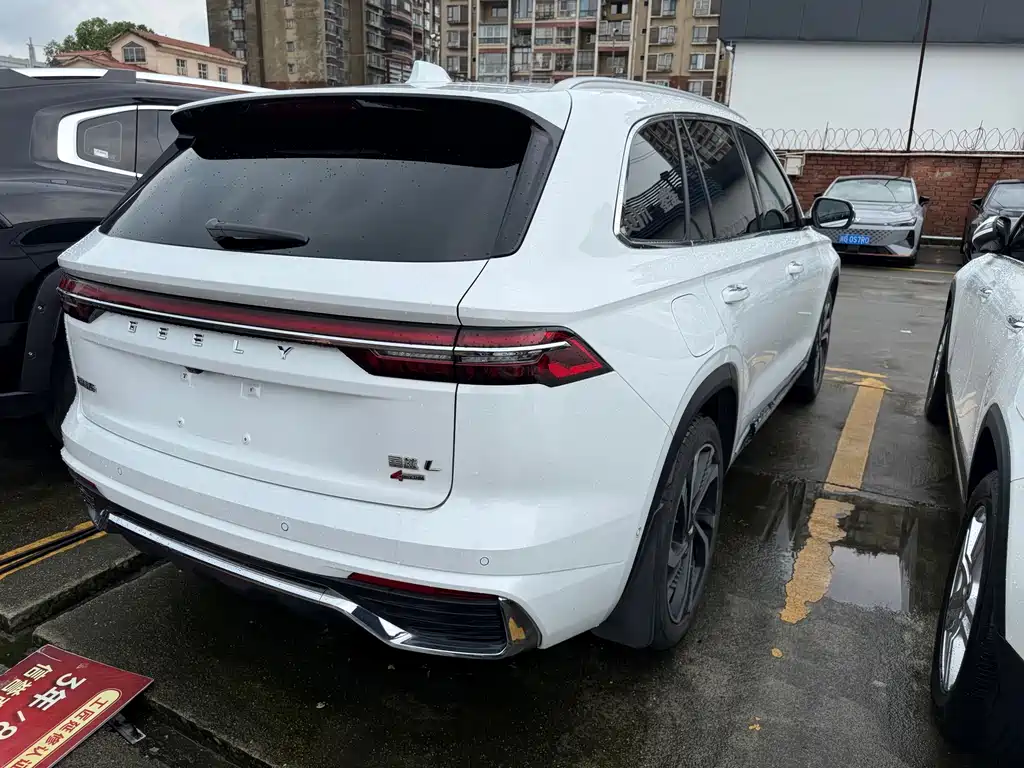 Geely Xingyue L 2023 — фото 16