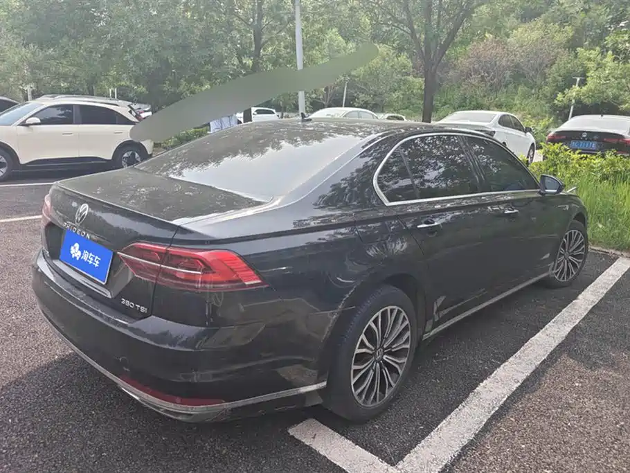 Volkswagen Phideon 2021