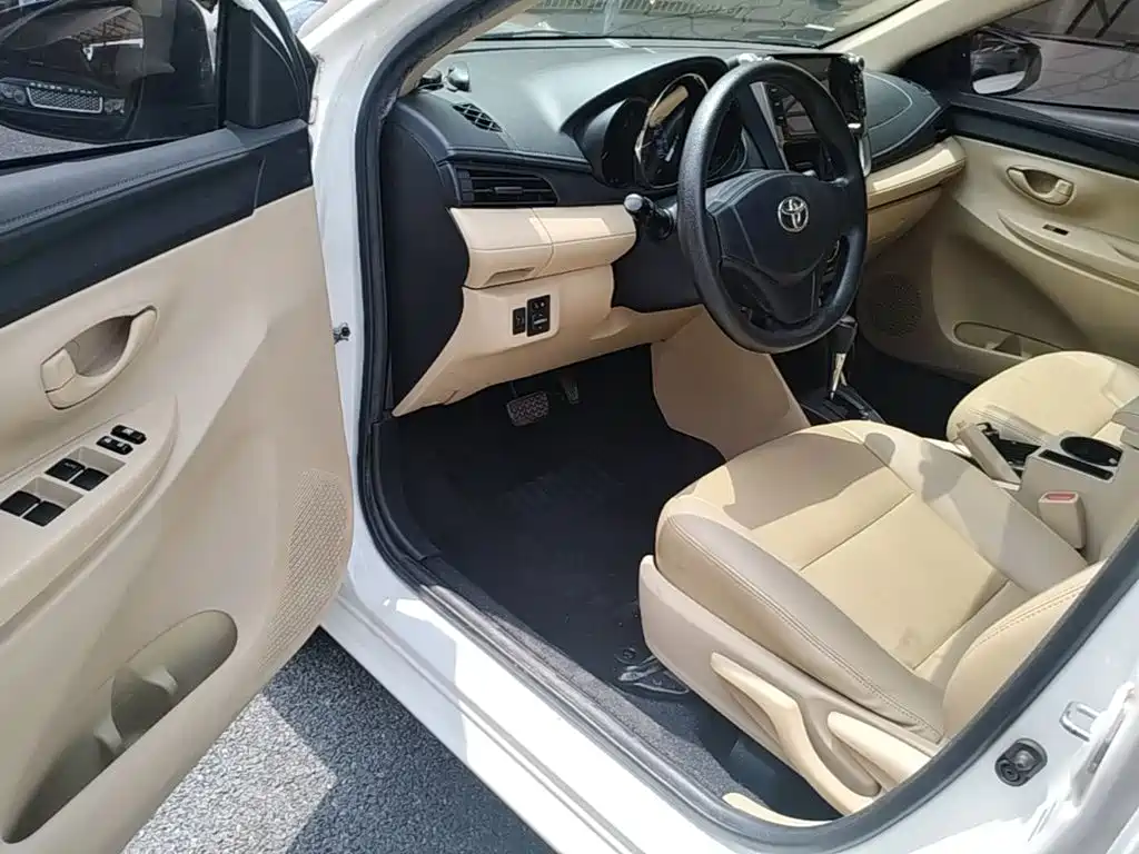 Toyota Vios FS 2017 — фото 16