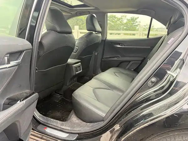 Toyota Camry 2021