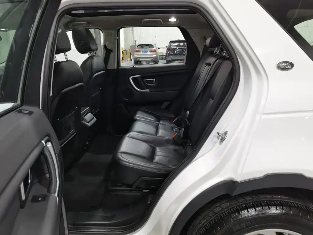 Land Rover Discovery Sport 2016 — фото 15