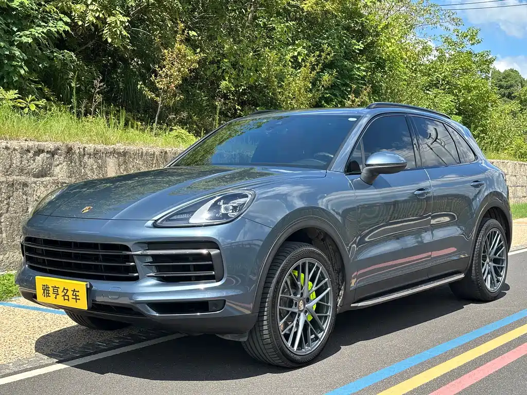Porsche Cayenne 2020 — фото 1
