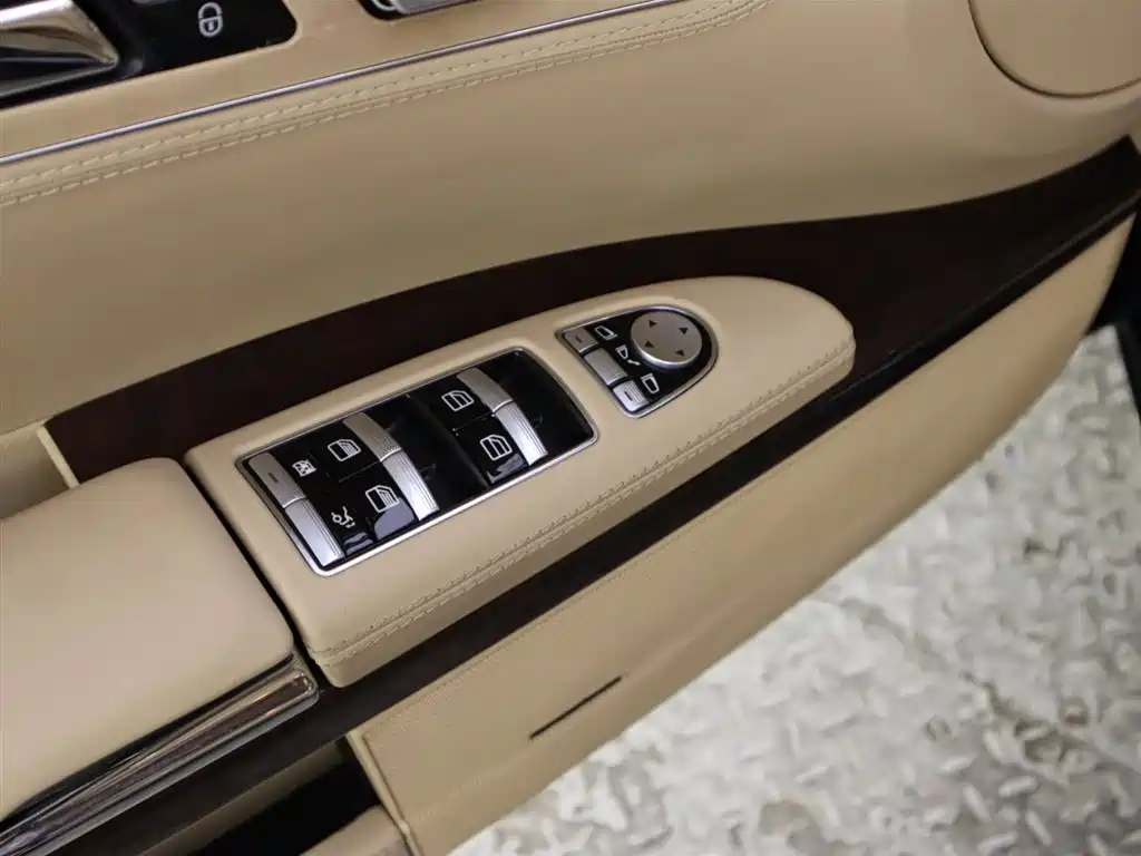 Mercedes-Benz S-Class 2010 — фото 30