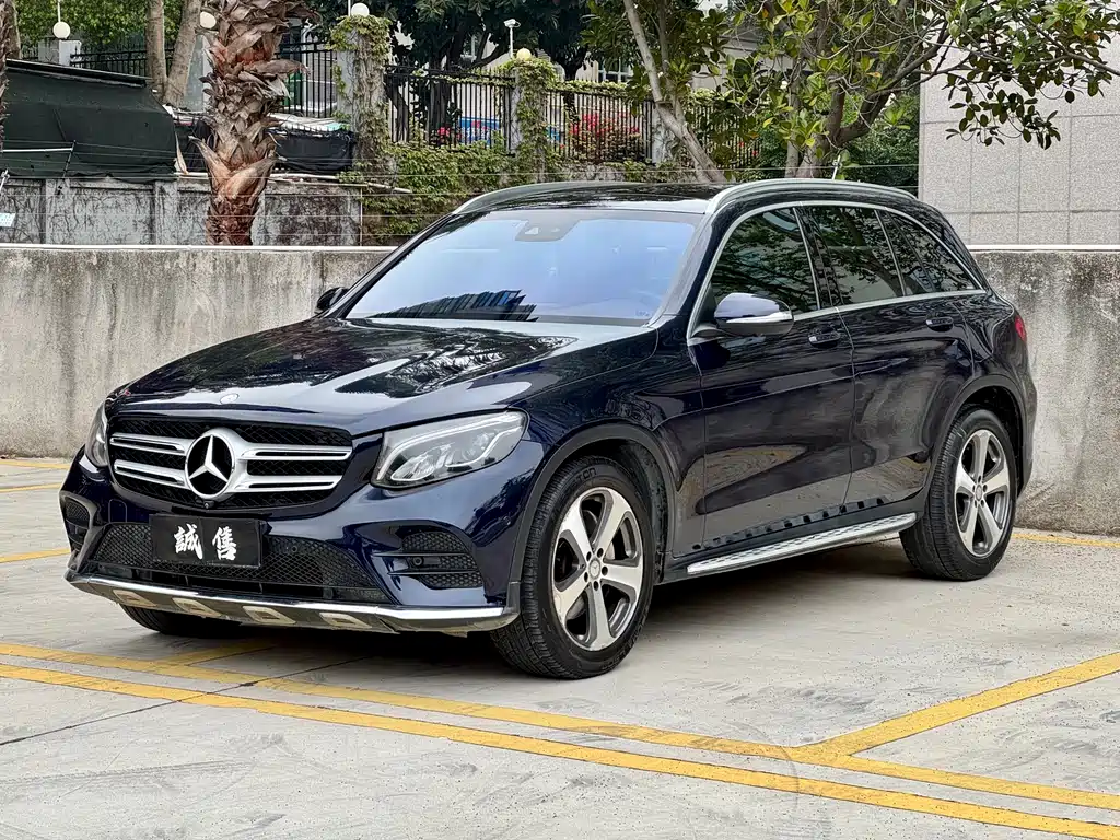 Mercedes-Benz GLC 2017 — фото 1