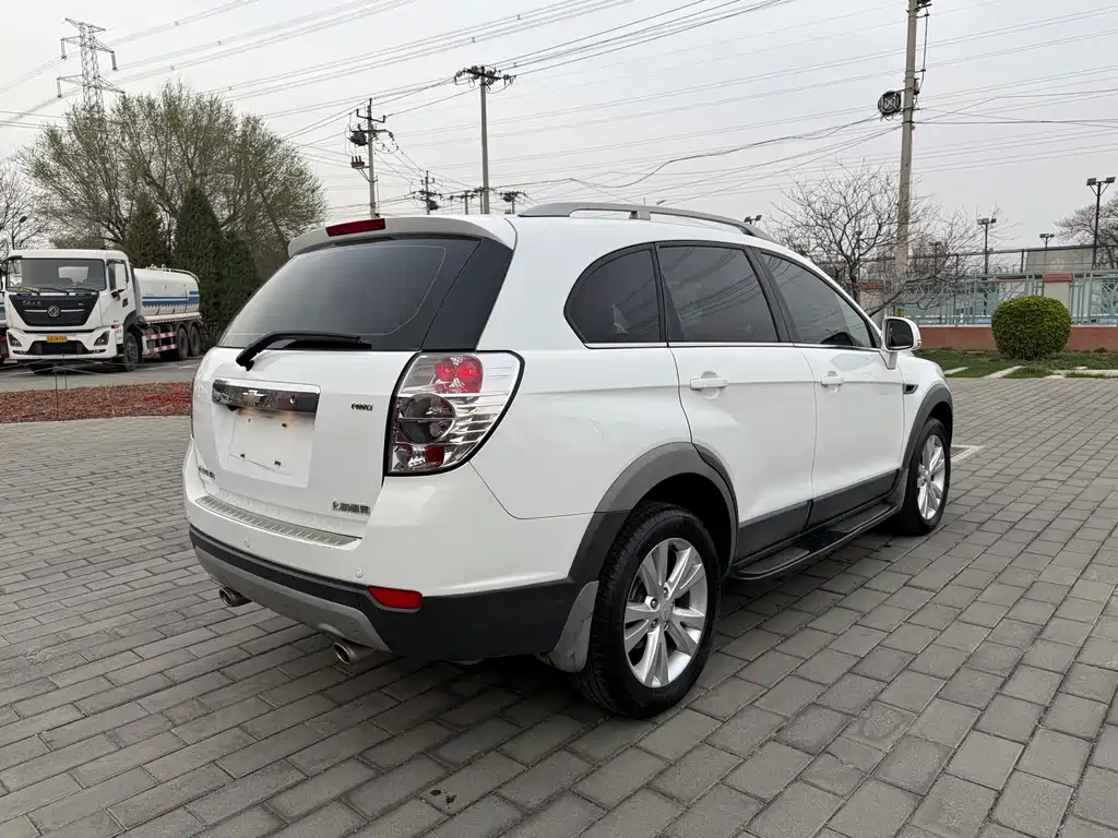 Chevrolet Captiva 2014 — фото 4