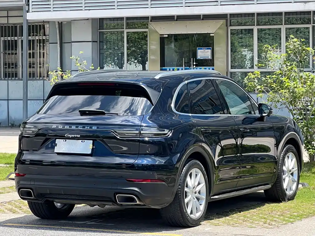 Porsche Cayenne 2019 — фото 4