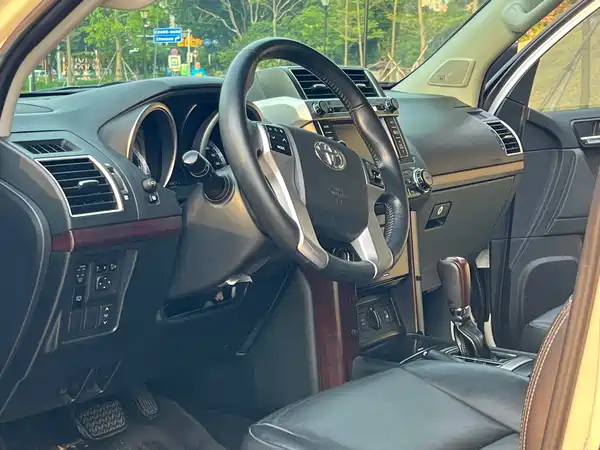 Toyota Prado 2017