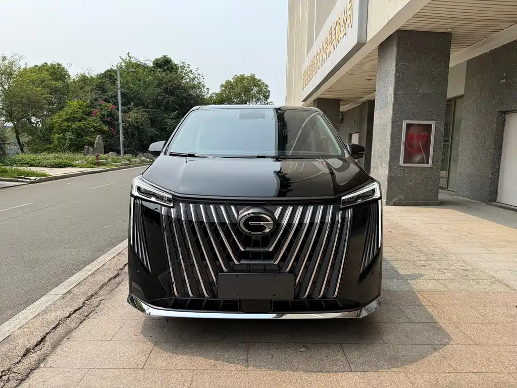 GAC Motor Trumpchi M8 2025 — фото 2