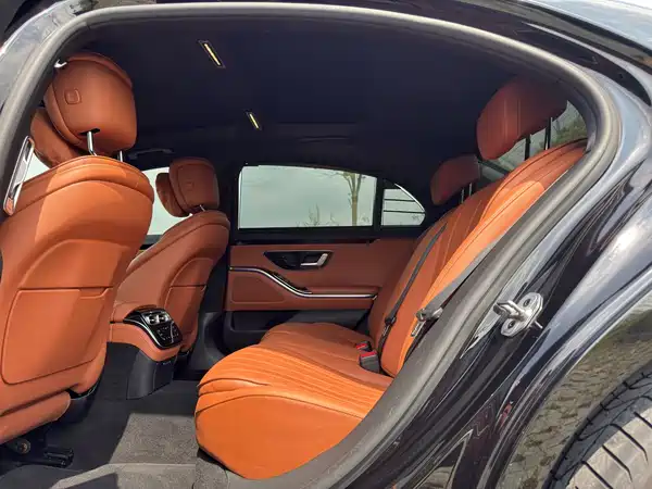 Mercedes-Benz S-Class 2024