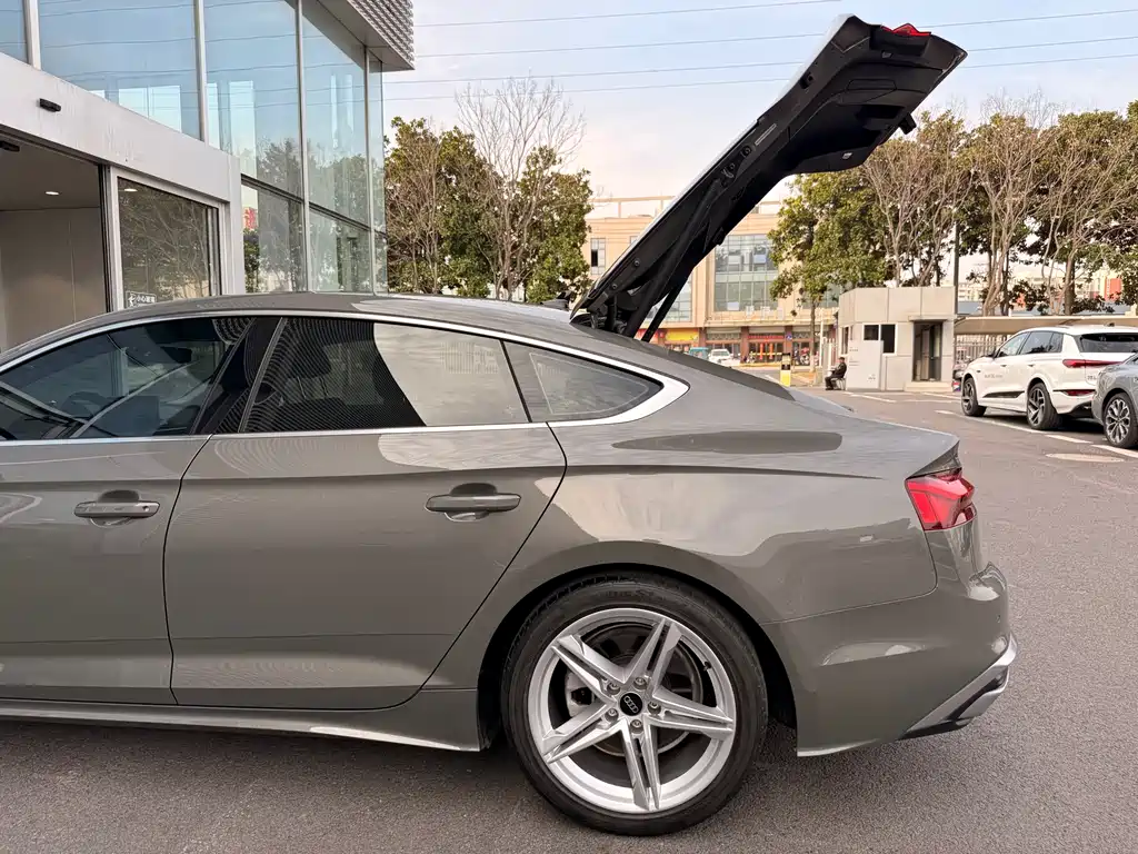 Audi A5 2024 — фото 17
