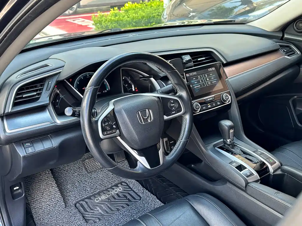 Honda Civic 2017 — фото 6