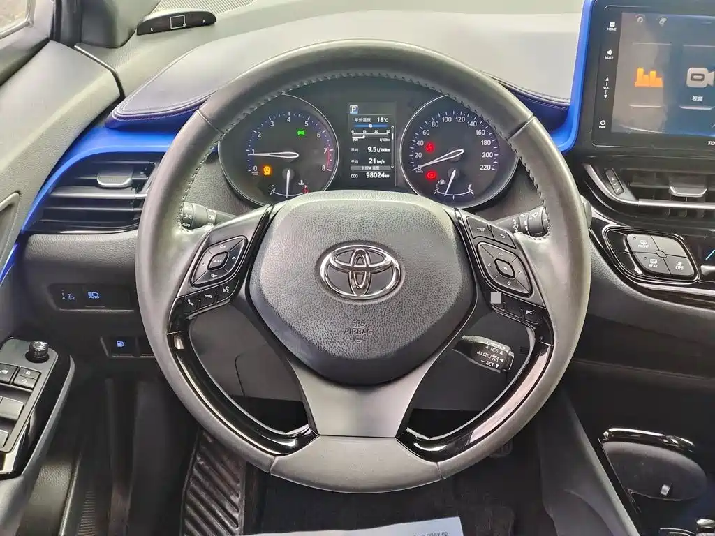 Toyota IZOA 2019 — фото 11