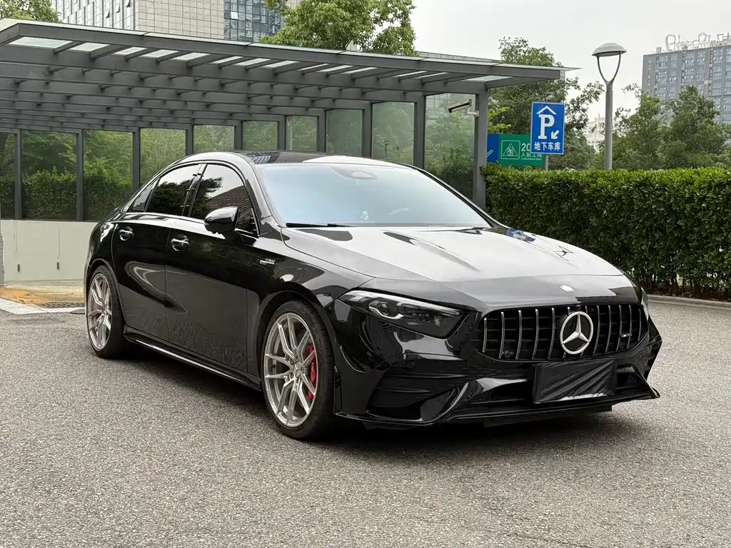 Mercedes-Benz A-Class AMG 2024 — фото 3