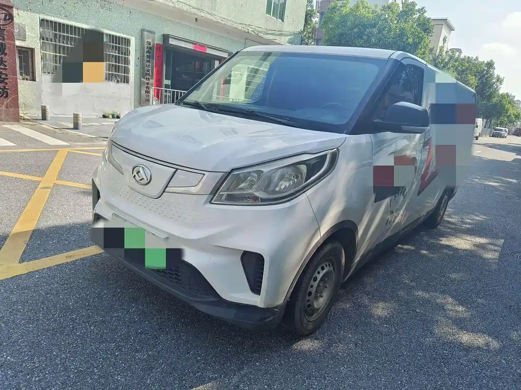 Maxus EV30 2021