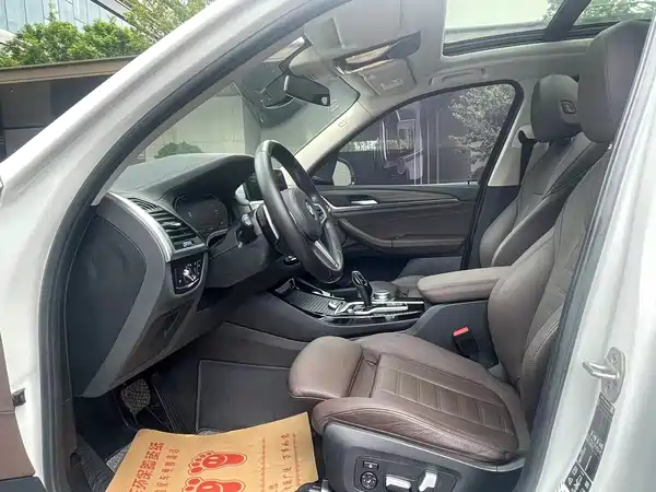 BMW X3 2021