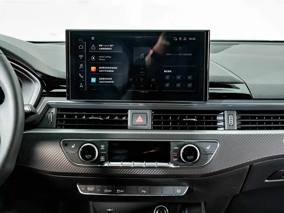 Audi A4L 2023 — фото 13