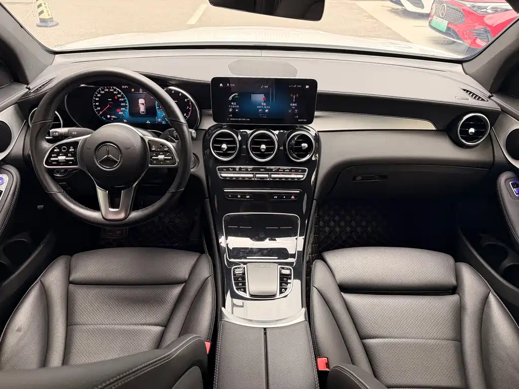Mercedes-Benz GLC Coupe 2023 — фото 18