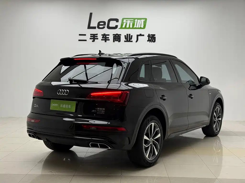 Audi Q5L 2023 — фото 4