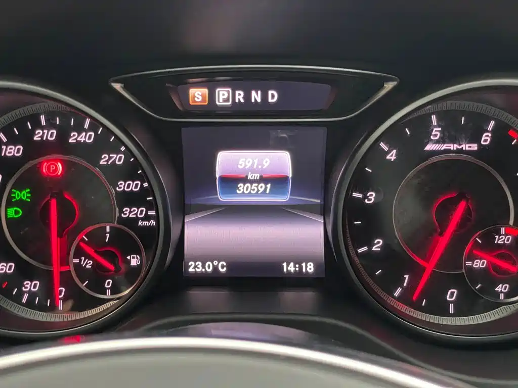 Mercedes-Benz A-Class AMG 2017 — фото 18