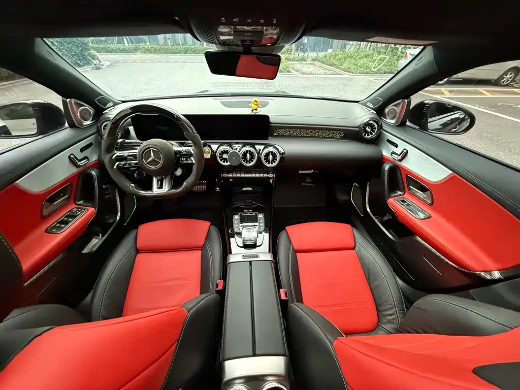 Mercedes-Benz A-Class AMG 2024 — фото 9