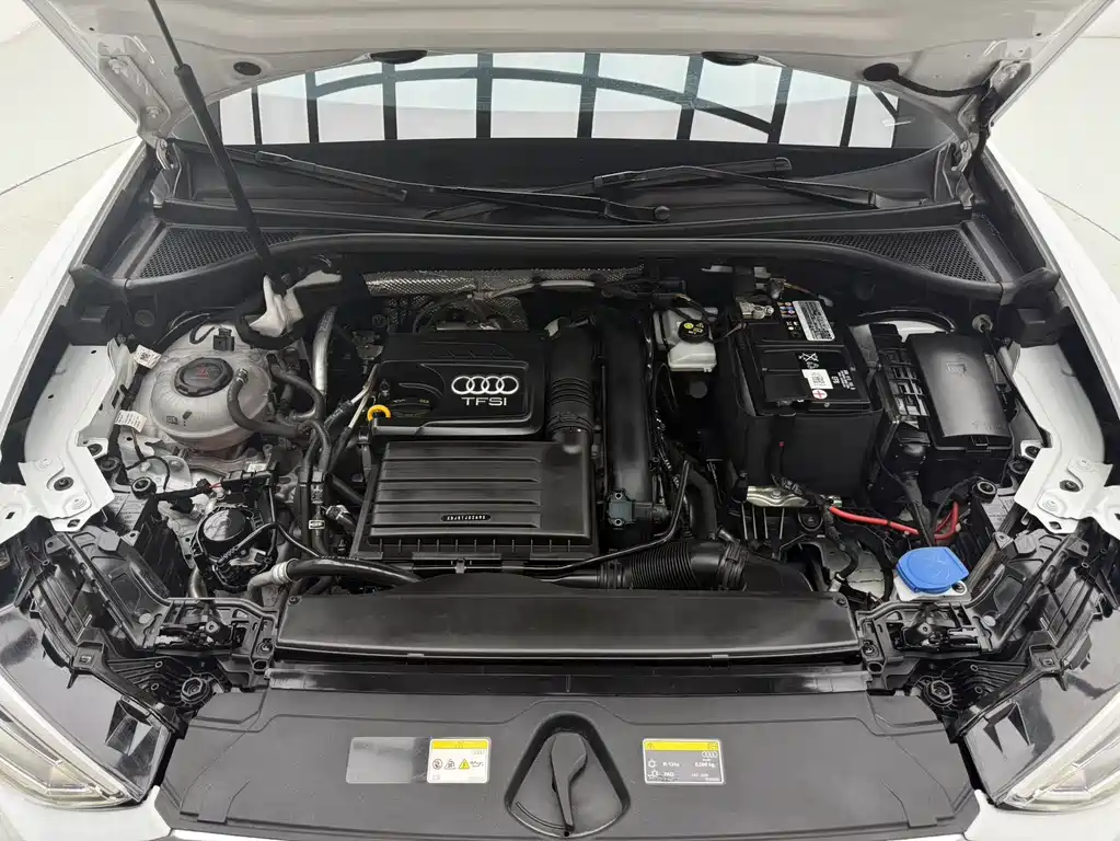 Audi Q3 2023 — фото 19
