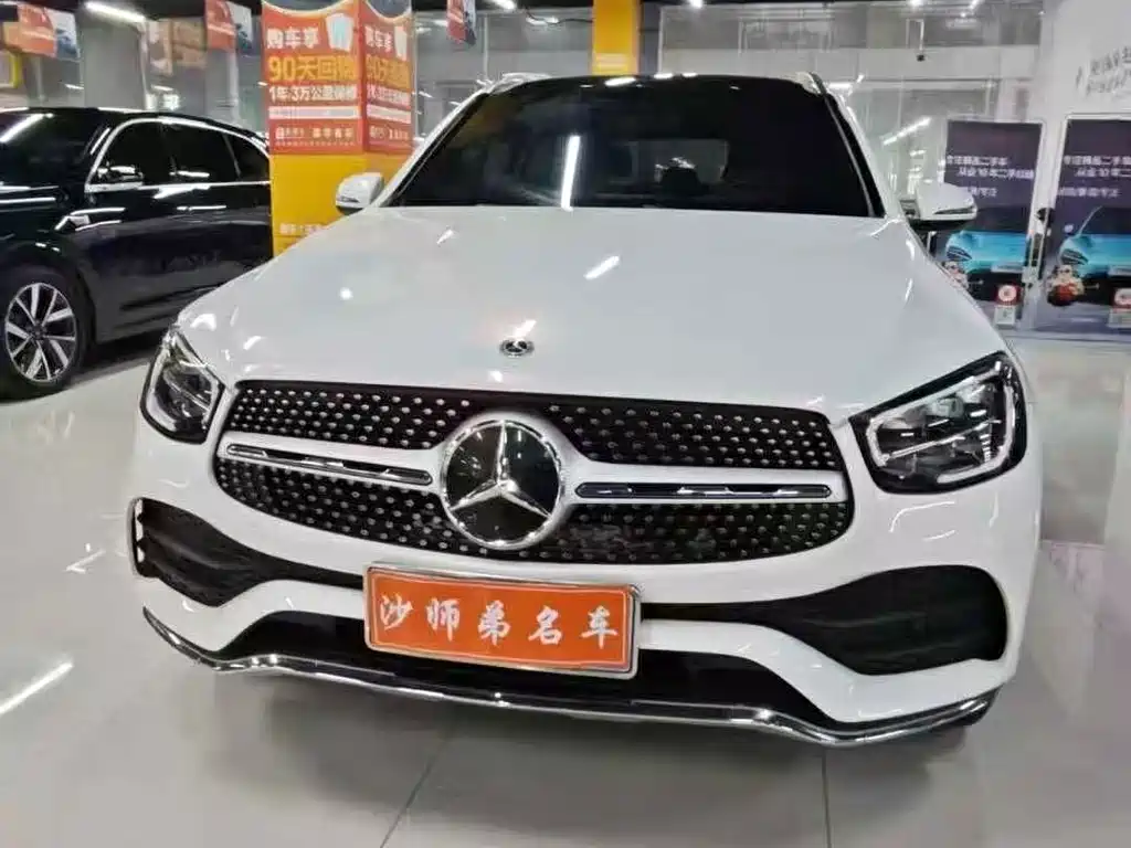 Mercedes-Benz GLC 2022 — фото 1