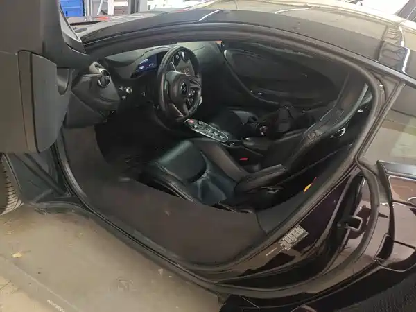 McLaren GT 2019